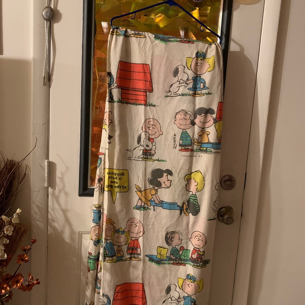1971 Vintage Peanuts Character Print Top Bed Sheet or Sewing Fabric